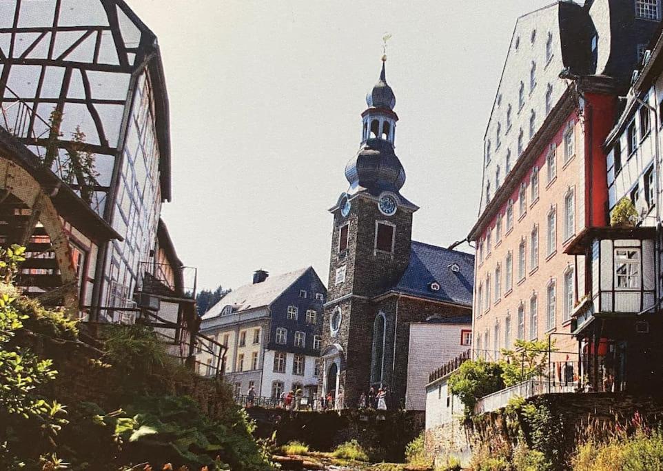 Hueftgold Schlafen & Wohnen Apartment Monschau Exterior photo