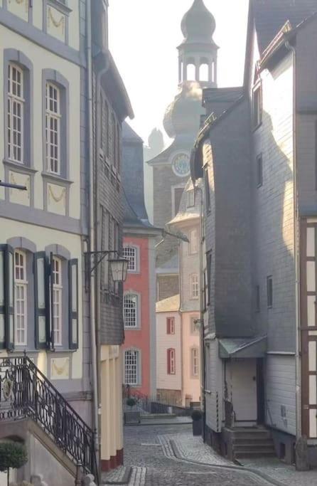 Hueftgold Schlafen & Wohnen Apartment Monschau Exterior photo